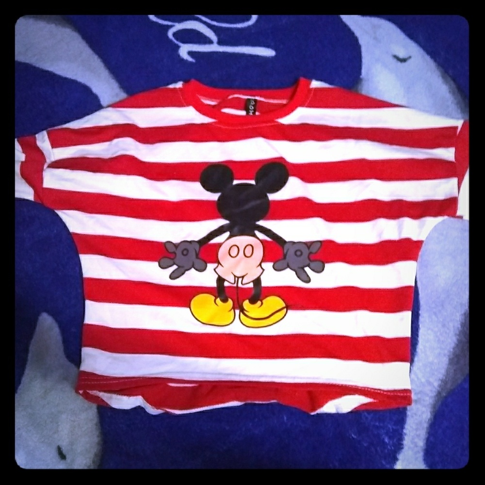 Stripped long sleeve shirt